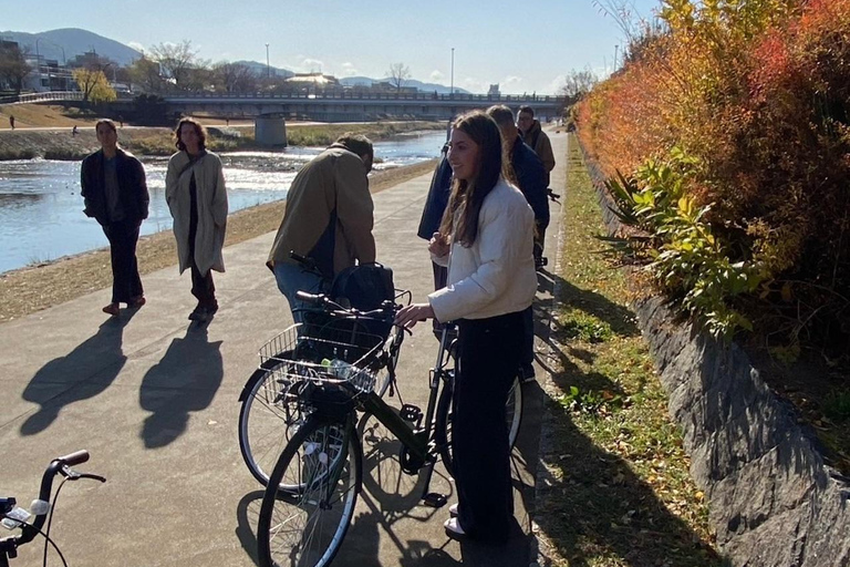 E-Bike Tour in Kyoto with Asuka, Japanese graduate student