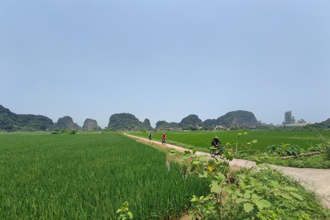 Ninh Binh 2 Dagen 1 Nachten Kleine Groep Van 9 Tour Vanuit Hanoi