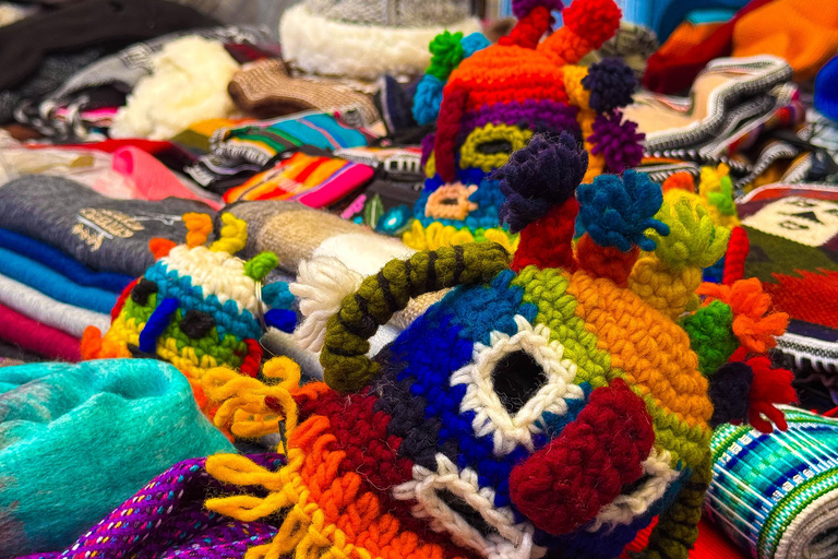 Ritmos y Sabores Andinos: Full Day en Otavalo desde Quito