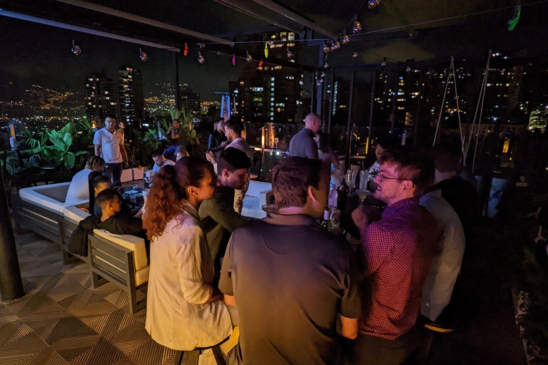 Medellín Nachtleben: Rooftop Bar Crawl(Kopie von) Medellin: Rooftop Pub Crawl