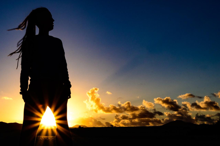 The Mad Hatter's Fuerteventura: Exclusive Truck & Photo Experience The Quick Magic (60 minutes)