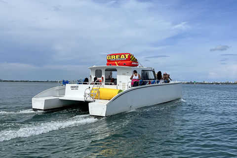 Miami: Crociera avventurosa con jetski, tubing e bevandePacchetto per 8 ospiti: tour con tariffe carburante e porto turistico