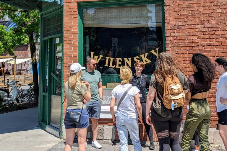 Montreal: Plateau Mont-Royal & Mile End Walking Tour Montreal: Plateau Mont-Royal Small-Group Walking Tour