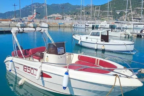 Amalfi Coast: Boat Tour with Snorkeling and Aperitif