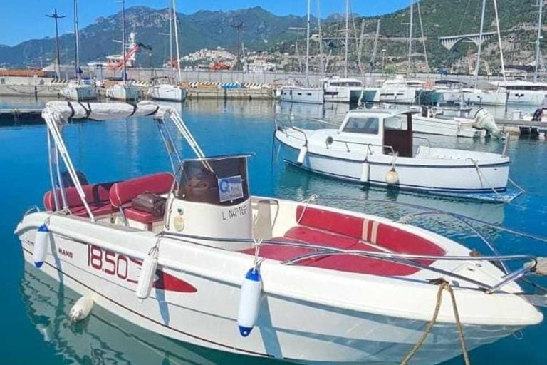 Amalfi Coast: Boat Tour with Snorkeling and Aperitif