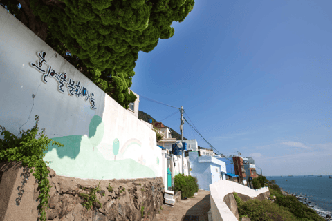 Busan: City Tour of 3 Historic Neighborhoods by Public Bus