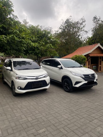 Yogyakarta: Private Car Charter with pick up & Driver