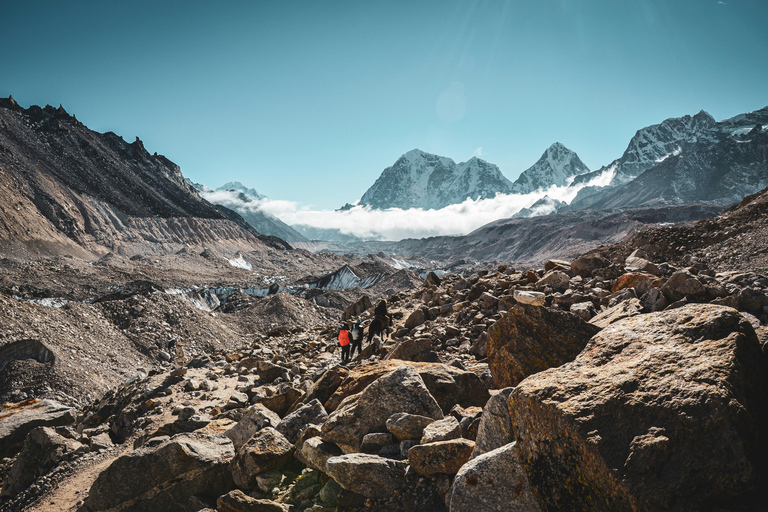 De Katmandu: Caminhada de 14 noites e 15 dias até ao acampamento-base do EveresteNepal: Caminhada de 14 noites e 15 dias no acampamento base do Everest