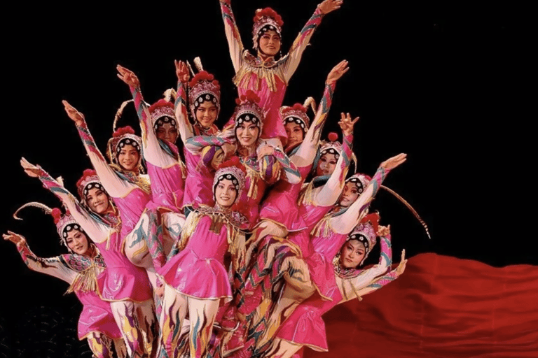 Beijing: Acrobatenshow, Parelmarkt &amp; Peking Eend Diner