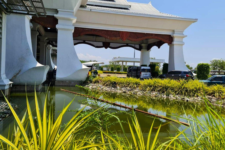 Chiang Mai: Transfer to Huay Xai City, Laos