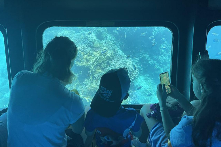 Makadi Bay: Royal Seascope Submarine Cruise & Snorkel stop Submarine Cruise with hotel pickup