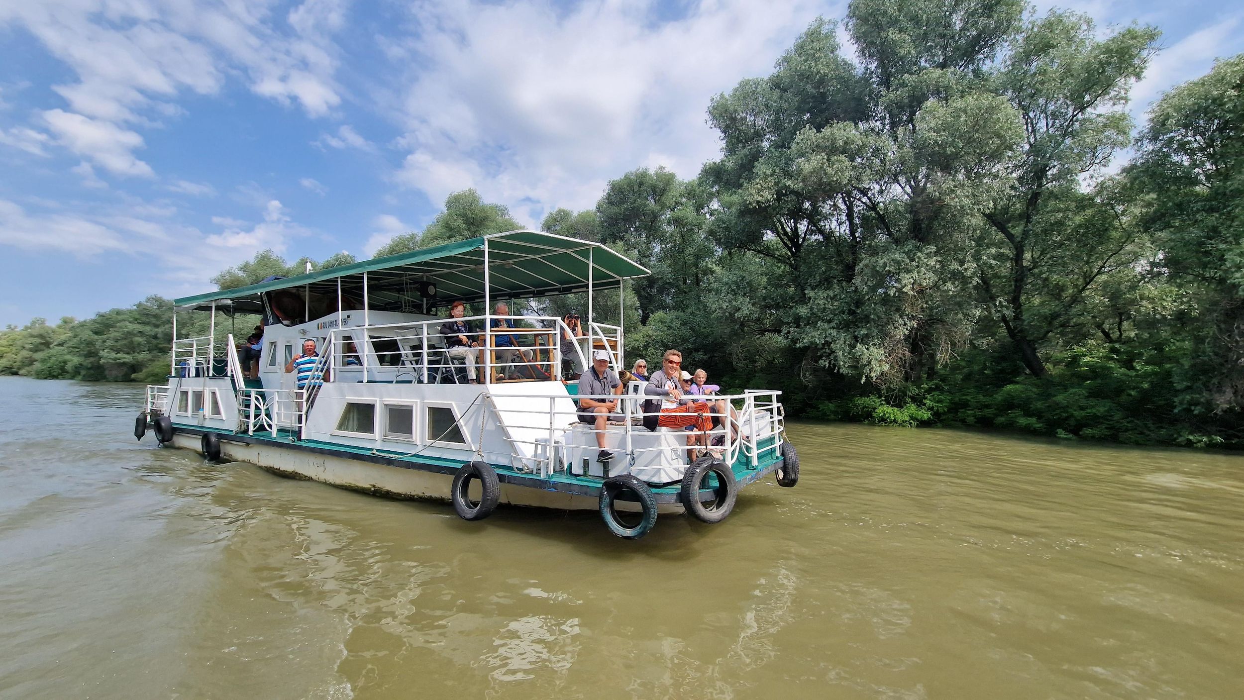 Flusskatamaran ab Tulcea, um die Gegend des Cotete-Sees zu erkunden