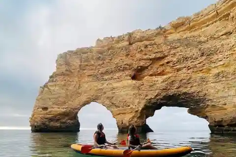 Benagil: Guided Kayak Tour inside caves and Praia da Marinha