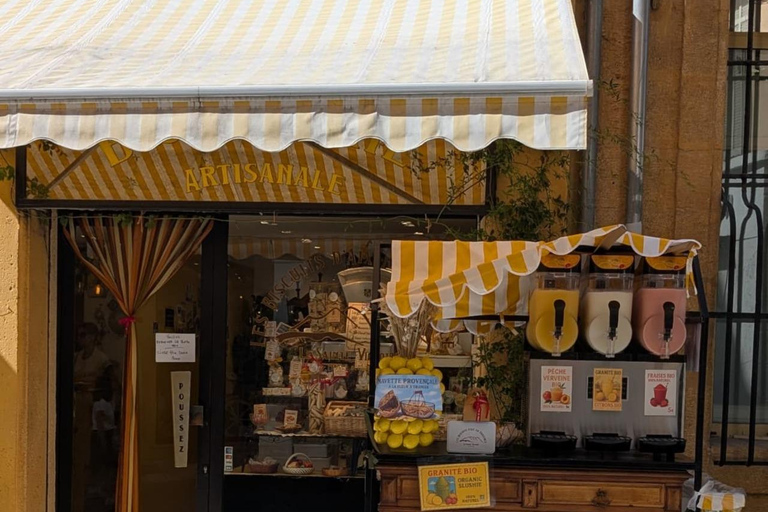 Aix-en-Provence: walking tour of historic fountains and alleyways