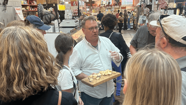 Eastern Market Eats Food Tour (5 Food Stops + Dessert)