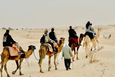 Sahara Desert: Overnight Camel Trek in Tunisia