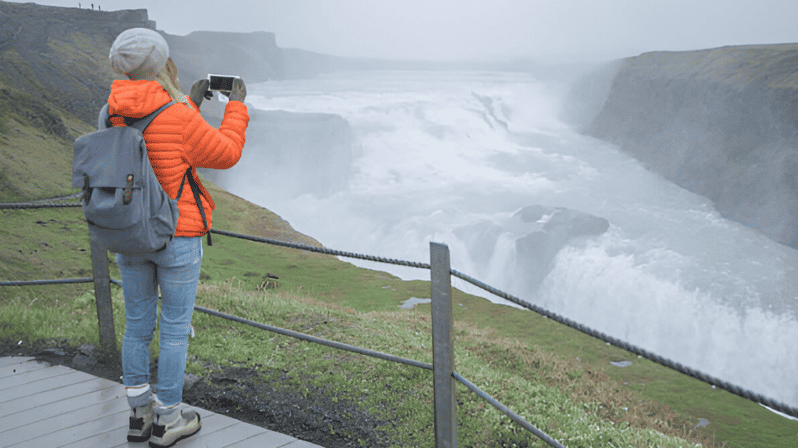 Golden Circle In Spanish - Small Group Tour from Reykjavik