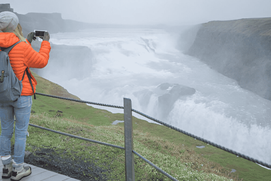 Goldener Kreis auf Spanisch – Kleingruppentour ab Reykjavík. Foto: GetYourGuide Goldener Kreis auf Spanisch – Kleingruppentour ab Reykjavík. Foto: GetYourGuide