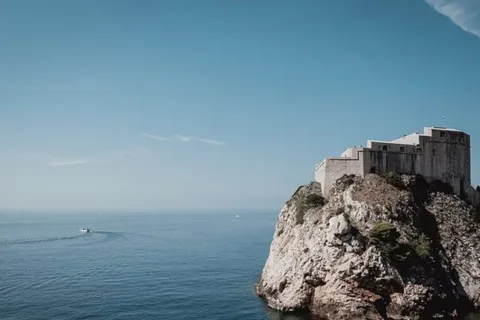 Croisière touristique dans la vieille ville de Dubrovnik