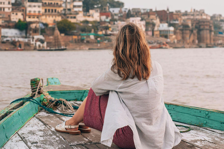 Varanasi: Sunrise Boat Tour with Heritage Walk