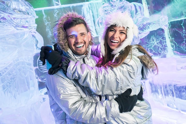 Barcelona: Romantic Package with Ice Bar & Terrace Drinks