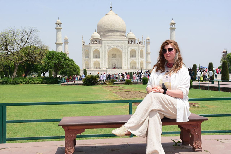 Från Delhi: Taj Mahal dagsutflykt med stadsvandring och transferendast professionell guide