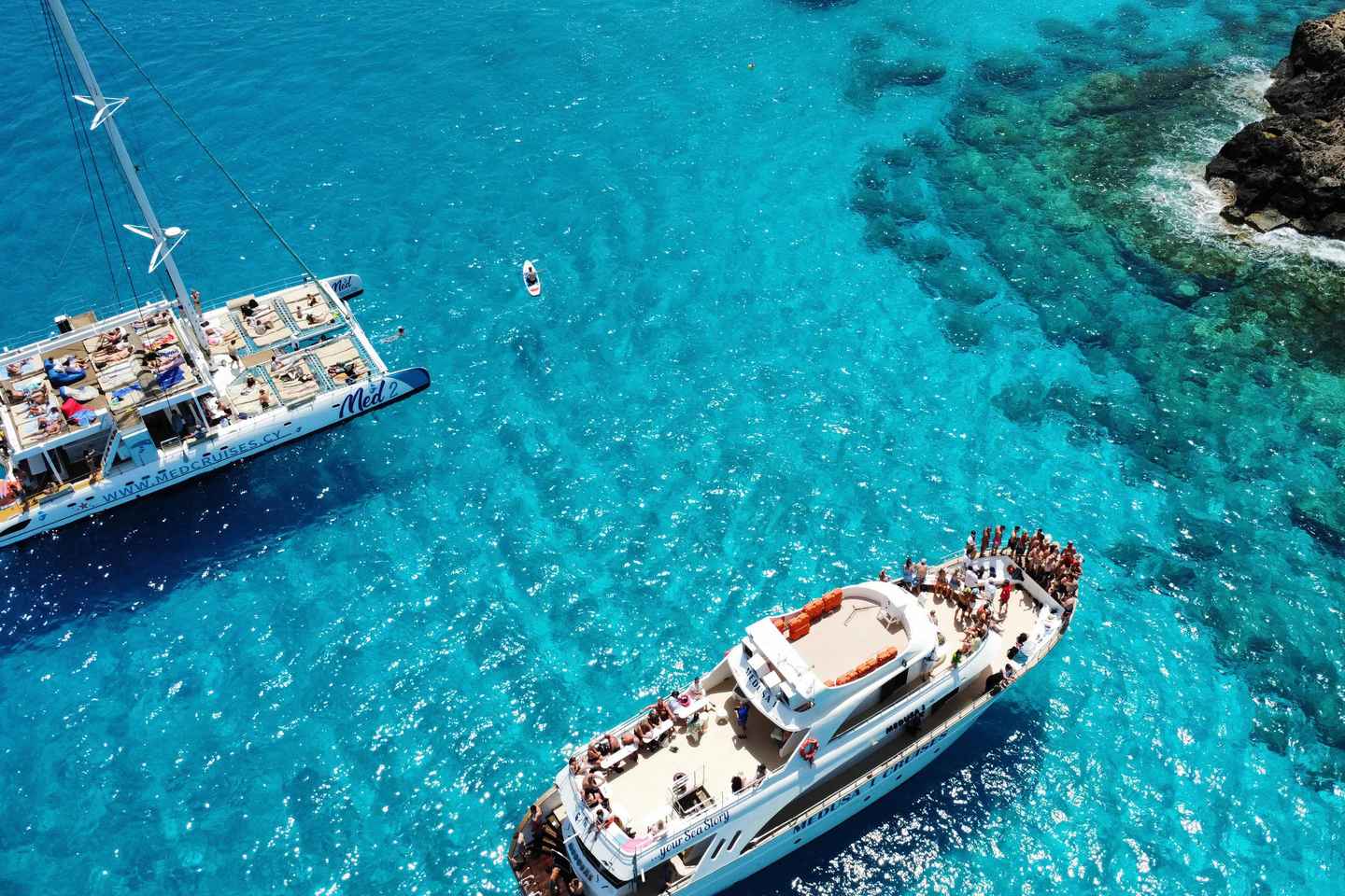 Golden Coast: 2.5-Hour Mermaid Adventure Cruise for Families