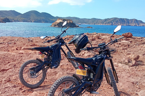 Ibiza: Wycieczka motocyklem elektrycznym po Santa Eulalia