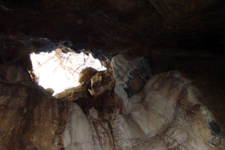 San Sebastián de las Grutas: Przygoda w jaskini i cenocie