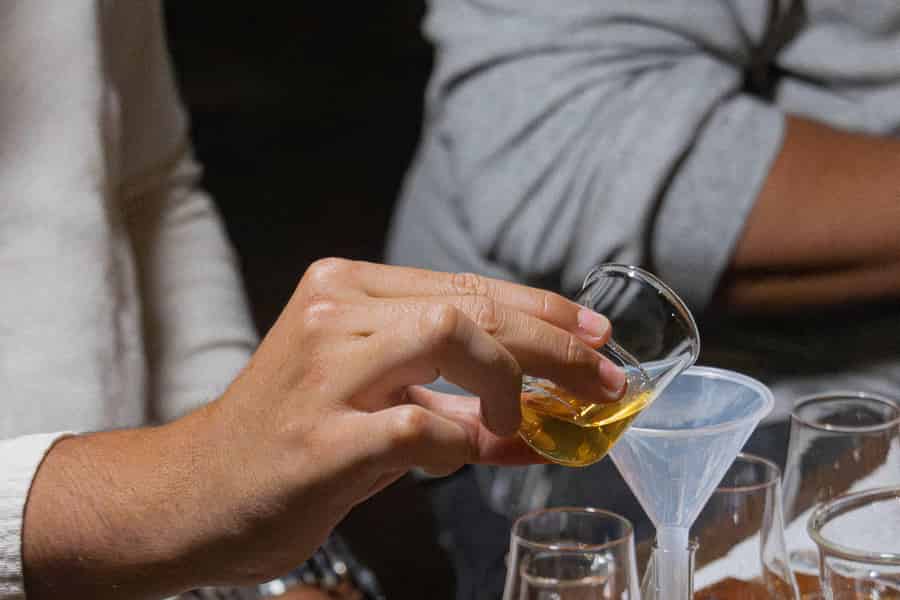 Casco Viejo, Panama-Stadt: Rum-Verschnitt-Workshop mit Cocktail. Foto: GetYourGuide