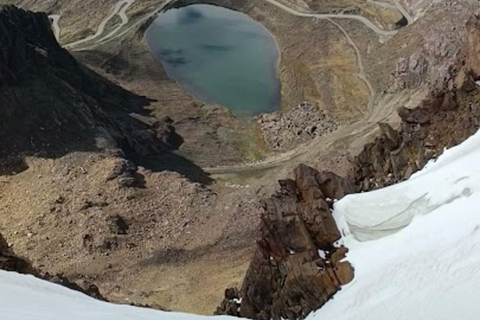 Huaraz : Journée complète au sommet de San MateoHuaraz : Journée complète au Nevado Mateo