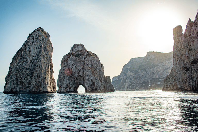 Au départ de Maiori : excursion privée d'une journée entière à CapriVisite privée d'une journée complète de Capri