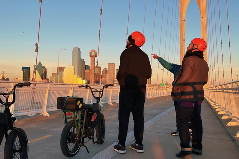Downtown Dallas: 2-Hour Sightseeing & History E-Bike Tour