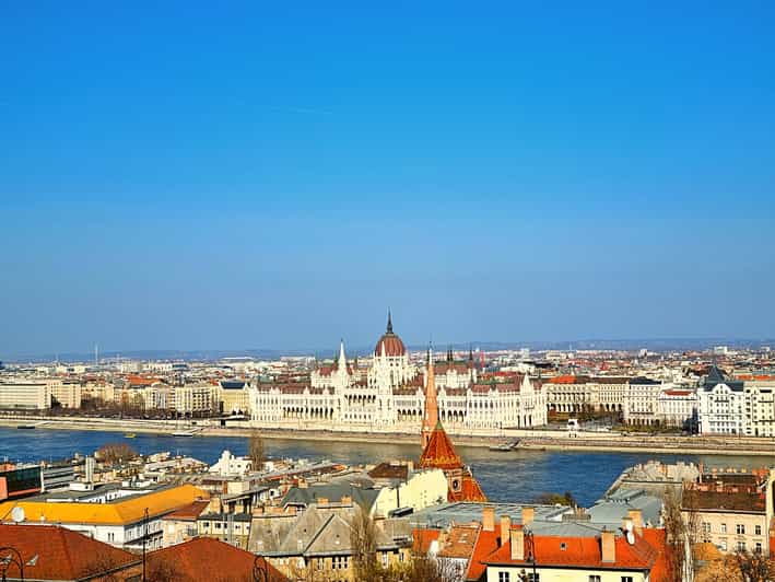 Zagreb to Budapest Private Transfer by Minivan