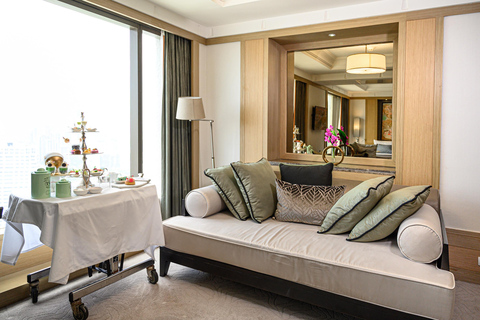 Bangkok: Banyan Tree Hotel Staycation Packages 1 Night in Horizon Room + THB4,500 F&B Credit