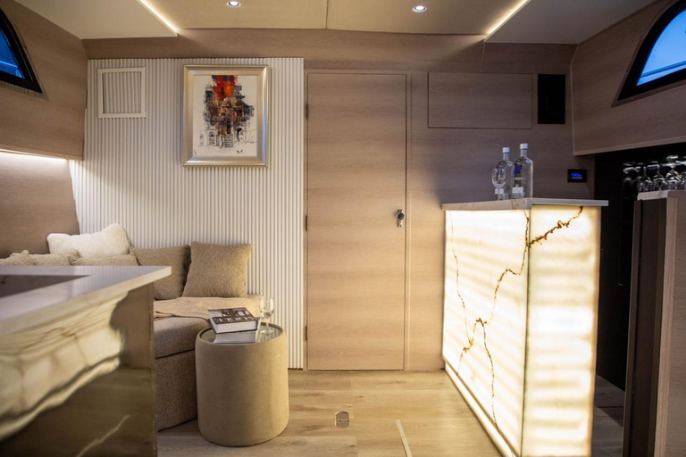 Private Yacht Experience at Sea with Soft Drinks & Juices Experience Burj Al Arab from the Sea. 2hr Private Yacht Tour