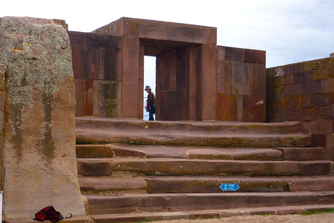 Visite guidée partagée des ruines de Tiwanaku