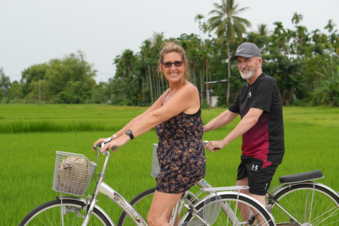 Hidden Craft Villages: Hoi An Countryside Bike Experience