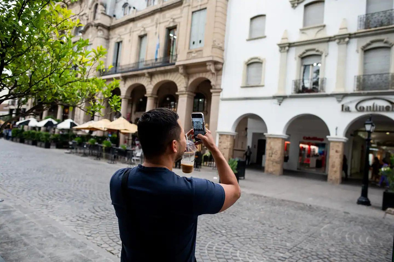 Salta: Excursão a pé pela cidade com um fotógrafo profissional