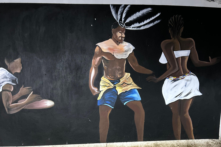 坎帕拉：艺术画廊和手工艺市场导览游Kampala: Guided Art Galleries and Craft Markets Tour