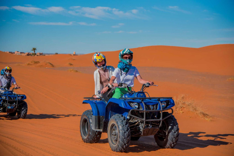 梅尔祖卡沙漠：骆驼骑乘体验、四轮越野车和星空露营选项2：豪华营地