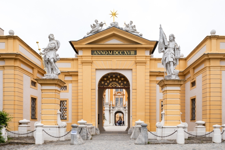 Vienne : visite de la Wachau, de l'abbaye de Melk et des vallées du DanubeVisite en anglais