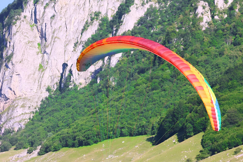 Baku: Paragliding Experience Over Beshbarmag Mountain