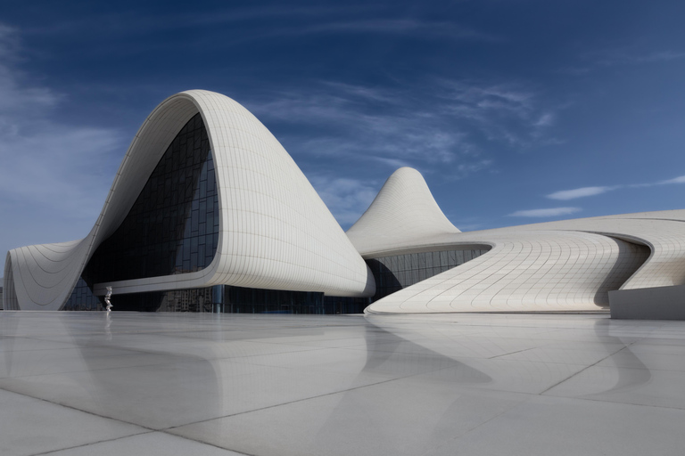 Baku City Tour: A Blend of History and Modernity