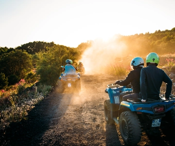 TOUR IN QUAD SULL'ETNA