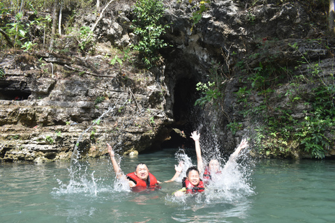 Yogyakarta : excursion à Pindul et à la plage de Timang