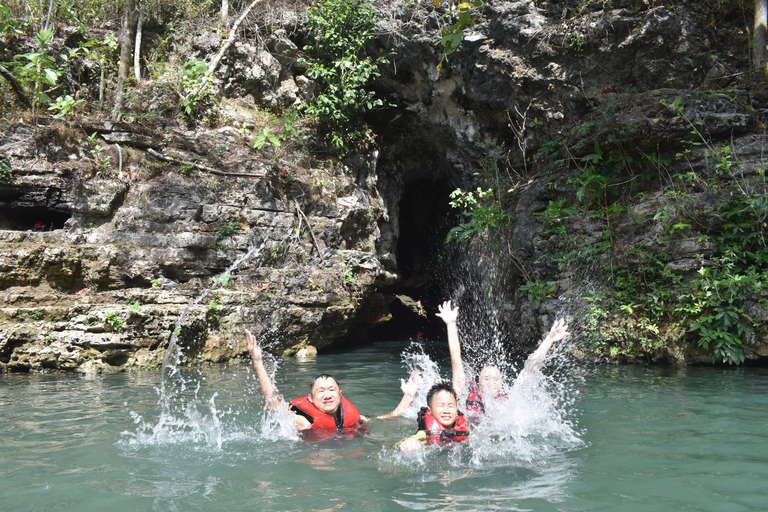 Yogyakarta : viaje a Pindul y a la playa de Timang