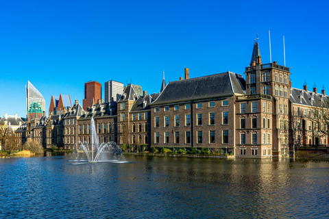 The Hague: Monuments, Palaces & Parliament Walking Tour