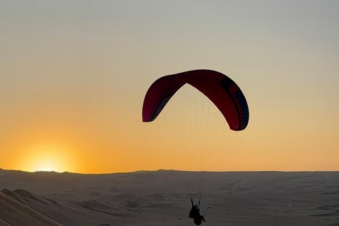 Huacachina: Private Paragliding and Sandboarding Combo in the Desert