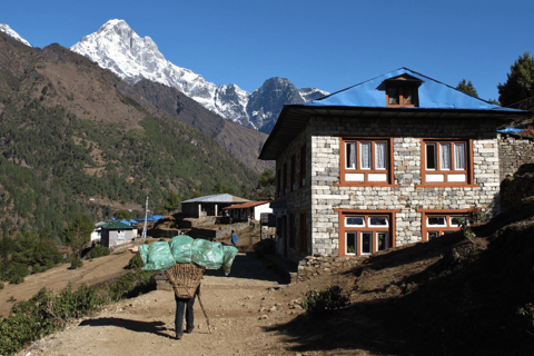 Entdecke den Everest in 5 Tagen: Trek von Kathmandu nach Namche Bazaar